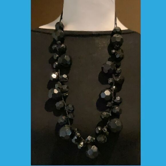 Vintage Black Faceted Bead Necklace - Picture 1 of 3